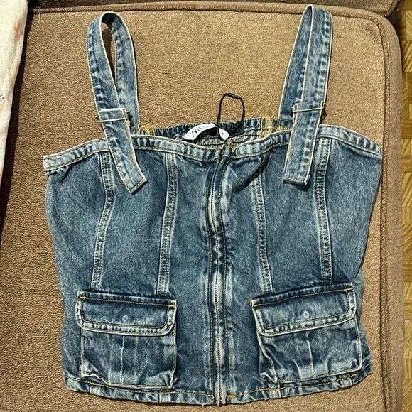 Brand new never been worn denim top - Picture 1 of 3